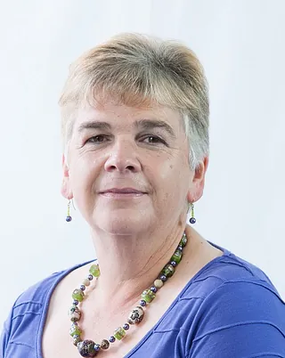 Julie Salmon